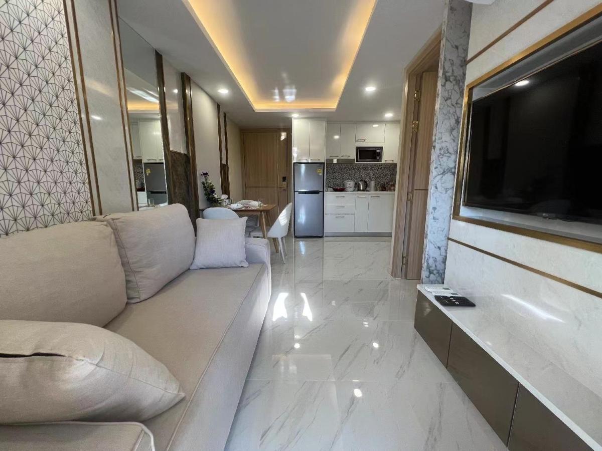 Romantic Beach Apartment芭堤雅水系高档酒店式公寓可做饭 Jomtien Beach Buitenkant foto