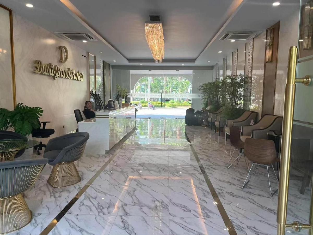 Romantic Beach Apartment芭堤雅水系高档酒店式公寓可做饭 Jomtien Beach Buitenkant foto