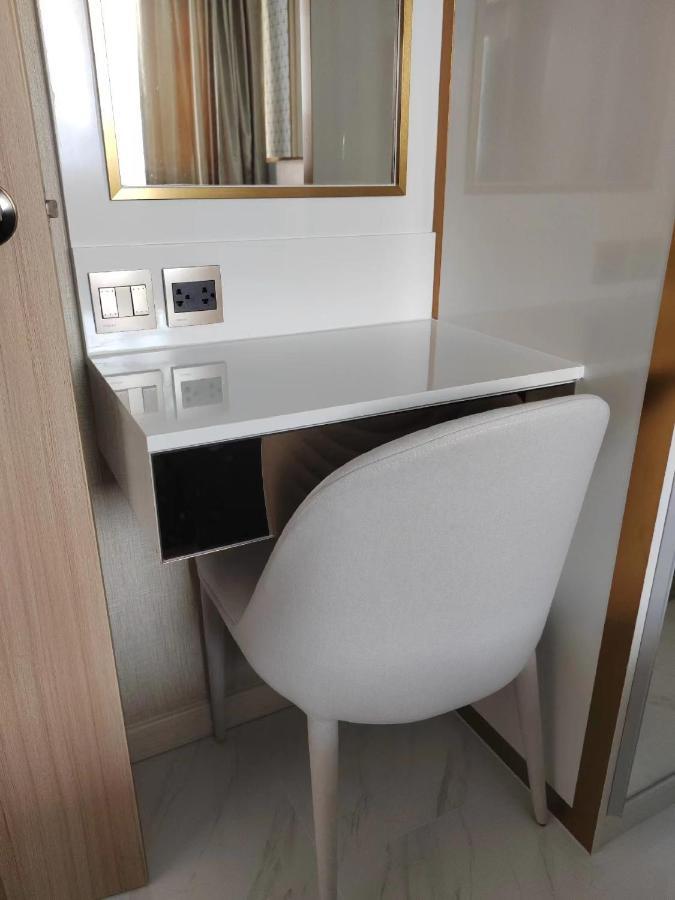 Romantic Beach Apartment芭堤雅水系高档酒店式公寓可做饭 Jomtien Beach Buitenkant foto