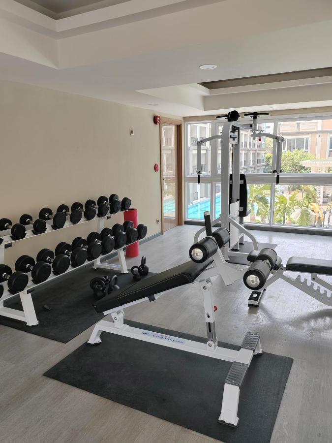 Romantic Beach Apartment芭堤雅水系高档酒店式公寓可做饭 Jomtien Beach Buitenkant foto